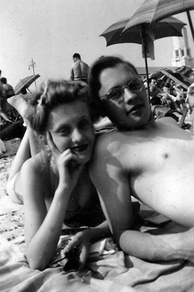 helen-ned-beach_001