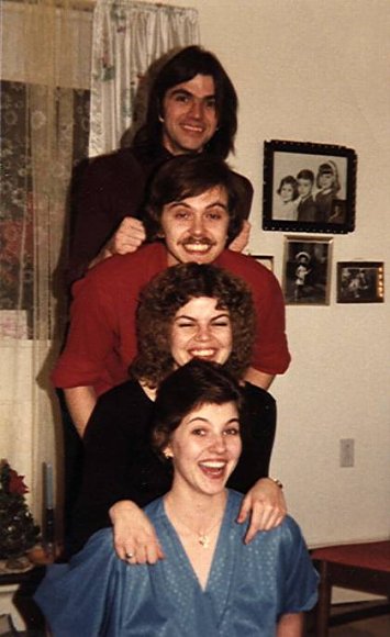 Siblings-80